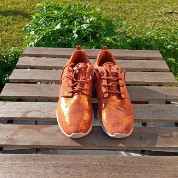 Nike Roshe One Premium Metallic Tawny 7 - Picture 3 of 8